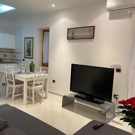 Apartamento La Casa Di Giu Pozzuoli Exterior foto