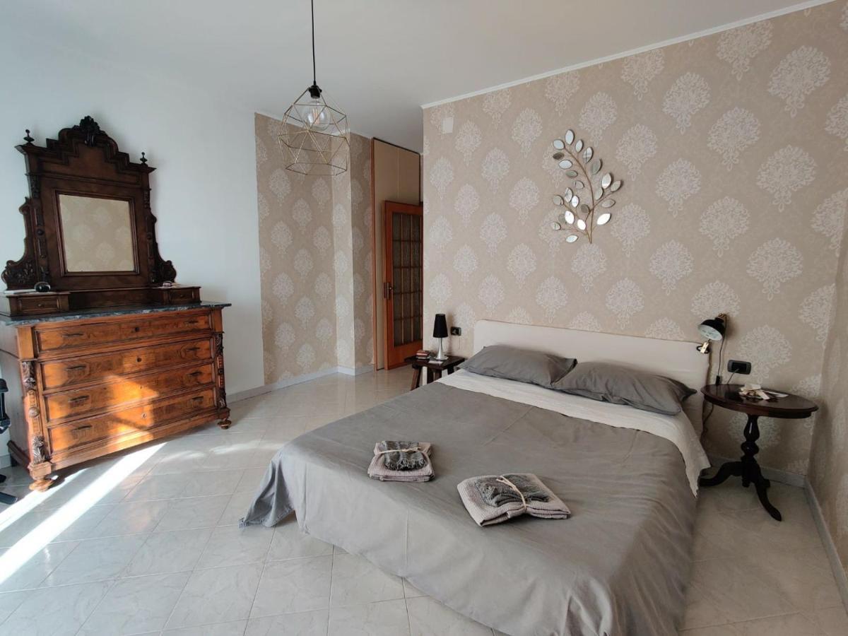 Apartamento La Casa Di Giu Pozzuoli Exterior foto